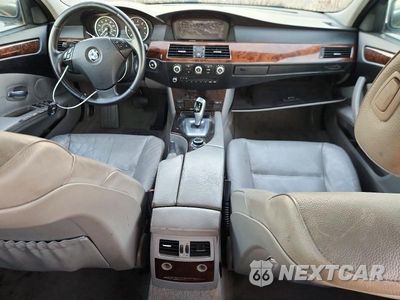 Zdjęcie 8 z 12 samochodu: 2010 BMW 528 I VIN:WBANU5C54AC442310 - miniatura