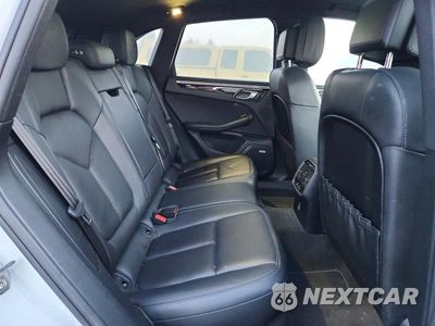 Zdjęcie 11 z 13 samochodu: 2019 PORSCHE MACAN VIN:WP1AA2A54KLB06586 - miniatura