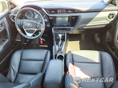 Zdjęcie 8 z 12 samochodu: 2017 TOYOTA COROLLA XSE VIN:5YFBURHE8HP720584 - miniatura