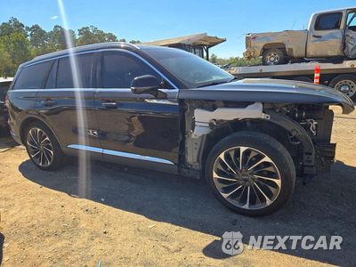 Czwarte zdjęcie samochodu z boku: 2020 LINCOLN AVIATOR RESERVE VIN:5LM5J7XC9LGL03925 - miniatura