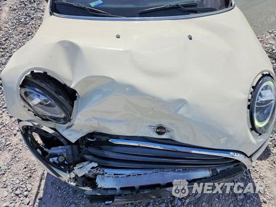 Zdjęcie 11 z 12 samochodu: 2021 MINI COOPER VIN:WMWXR3C01M2N55032 - miniatura
