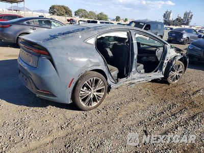 Trzecie zdjęcie samochodu z tyłu: 2024 TOYOTA PRIUS XLE VIN:JTDADABU9R3009645 - miniatura