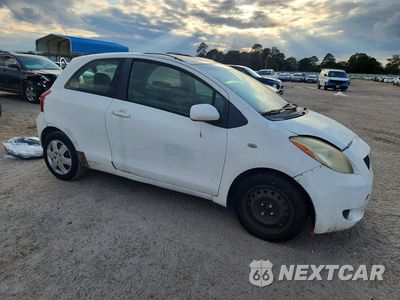 Czwarte zdjęcie samochodu z boku: 2006 TOYOTA YARIS VIN:JTDJT923565021705 - miniatura
