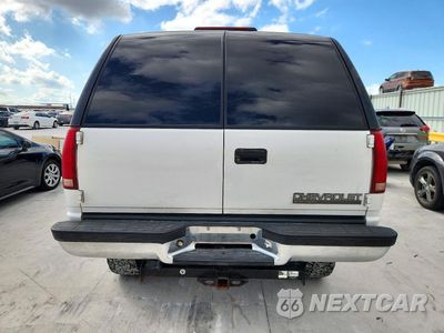 Zdjęcie 6 z 13 samochodu: 1996 CHEVROLET SUBURBAN K2500 VIN:3GNGK26J5TG138466 - miniatura