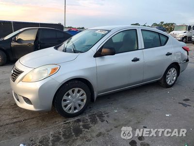 2014 NISSAN VERSA 1.6 S 3N1CN7AP1EL852681 - główne zdjęcie licytacji z USA - miniatura