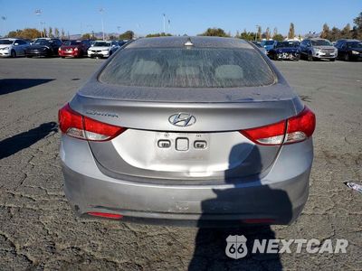 Zdjęcie 6 z 12 samochodu: 2013 HYUNDAI ELANTRA GLS VIN:5NPDH4AEXDH161640 - miniatura
