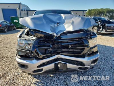 Piąte zdjęcie samochodu w środku: 2020 RAM 1500 BIG HORN/LONE STAR VIN:1C6SRFFT4LN283875 - miniatura