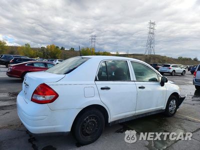 Trzecie zdjęcie samochodu z tyłu: 2009 NISSAN VERSA 1.6 BASE VIN:3N1CC11E39L479666 - miniatura