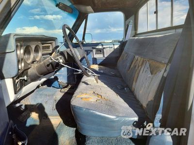 Zdjęcie 7 z 11 samochodu: 1985 CHEVROLET K20 VIN:1GCGK24M5FJ146723 - miniatura