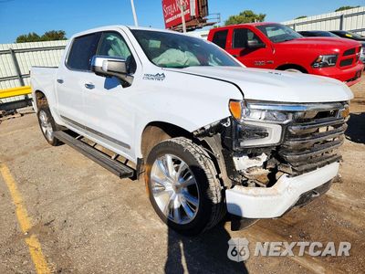 Czwarte zdjęcie samochodu z boku: 2026 CHEVROLET SILVERADO K1500 HIGH COUNTRY VIN:1GCUKJEL1TZ256541 - miniatura