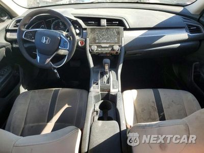 Zdjęcie 8 z 13 samochodu: 2017 HONDA CIVIC EX VIN:19XFC2F85HE206590 - miniatura