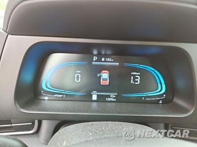 Zdjęcie 9 z 12 samochodu: 2025 HYUNDAI ELANTRA SEL SPORT VIN:KMHLM4DG3SU948576 - miniatura