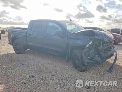 Czwarte zdjęcie samochodu z boku: 2022 CHEVROLET SILVERADO C1500 CUSTOM VIN:3GCPABEK5NG520585 - miniatura