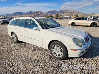 Czwarte zdjęcie samochodu z boku: 2006 MERCEDES-BENZ E 350 WAGON VIN:WDBUH56J56A769621 - miniatura