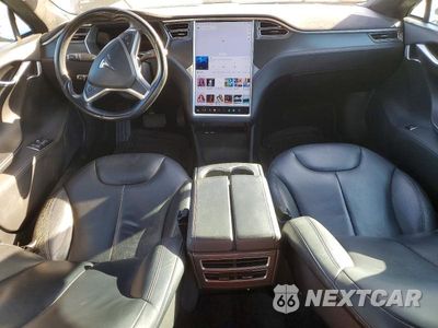 Zdjęcie 8 z 12 samochodu: 2015 TESLA MODEL S 85 VIN:5YJSA4H19FFP76180 - miniatura
