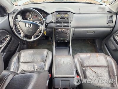 Zdjęcie 8 z 12 samochodu: 2005 HONDA PILOT EXL VIN:2HKYF18675H508315 - miniatura