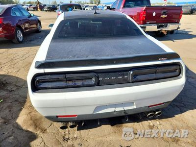 Zdjęcie 6 z 13 samochodu: 2015 DODGE CHALLENGER R/T SCAT PACK VIN:2C3CDZFJ8FH910347 - miniatura
