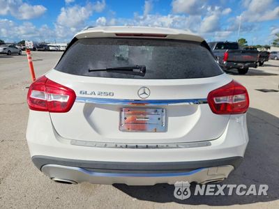 Zdjęcie 6 z 13 samochodu: 2019 MERCEDES-BENZ GLA 250 VIN:WDCTG4EB3KJ551041 - miniatura