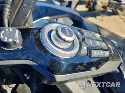 Zdjęcie 8 z 9 samochodu: 2022 HONDA GL1800 B VIN:JH2SC7947NK400123 - miniatura