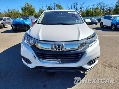 Piąte zdjęcie samochodu w środku: 2021 HONDA HR-V LX VIN:3CZRU6H37MM722236 - miniatura