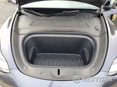 Zdjęcie 12 z 13 samochodu: 2021 TESLA MODEL Y VIN:5YJYGDEE3MF241343 - miniatura