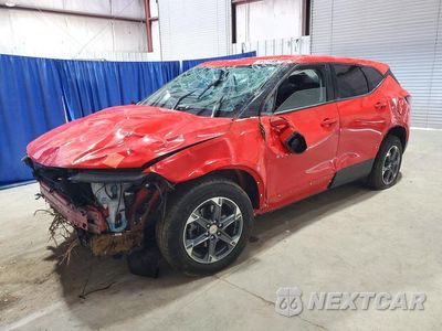 2025 CHEVROLET BLAZER 2LT 3GNKBHR42SS173142 - główne zdjęcie licytacji z USA - miniatura