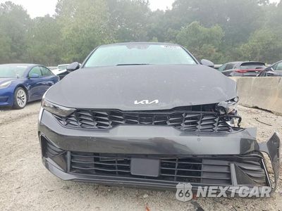 Piąte zdjęcie samochodu w środku: 2026 KIA K5 LXS VIN:KNAG24J71T5459537 - miniatura