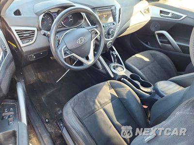 Zdjęcie 8 z 12 samochodu: 2016 HYUNDAI VELOSTER BASE VIN:KMHTC6AD2GU275263 - miniatura