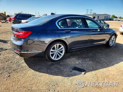 Trzecie zdjęcie samochodu z tyłu: 2016 BMW 750 XI VIN:WBA7F2C52GG420695 - miniatura