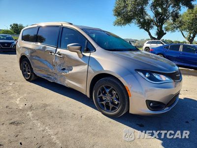 Czwarte zdjęcie samochodu z boku: 2018 CHRYSLER PACIFICA TOURING L VIN:2C4RC1BG4JR287168 - miniatura