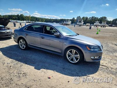 Czwarte zdjęcie samochodu z boku: 2014 VOLKSWAGEN PASSAT SEL VIN:1VWCN7A39EC059017 - miniatura