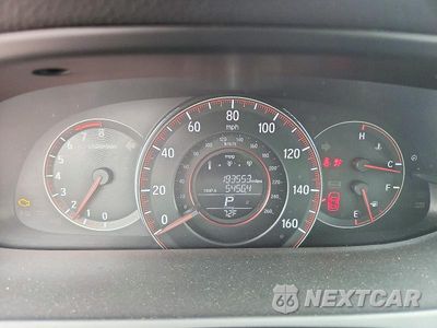 Zdjęcie 9 z 12 samochodu: 2017 HONDA ACCORD SPORT VIN:1HGCR2F50HA151140 - miniatura