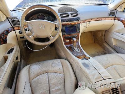 Zdjęcie 8 z 12 samochodu: 2004 MERCEDES-BENZ E 320 VIN:WDBUF65J24A425576 - miniatura