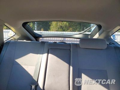 Zdjęcie 10 z 13 samochodu: 2005 TOYOTA PRIUS BASE VIN:JTDKB20U557012919 - miniatura