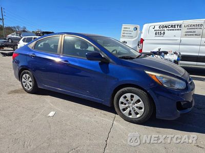 Czwarte zdjęcie samochodu z boku: 2017 HYUNDAI ACCENT SE VIN:KMHCT4AE4HU173851 - miniatura
