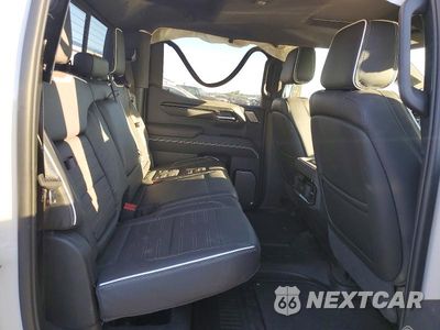 Zdjęcie 10 z 13 samochodu: 2026 GMC SIERRA K1500 AT4X VIN:3GTUUFE85TG300401 - miniatura