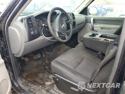 Zdjęcie 8 z 12 samochodu: 2010 CHEVROLET SILVERADO C1500 VIN:1GCSCPE02AZ237751 - miniatura