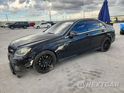 2014 MERCEDES-BENZ C 300 4MATIC WDDGF8AB1EG229724 - główne zdjęcie licytacji z USA - miniatura