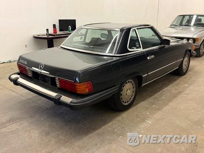 Czwarte zdjęcie samochodu z boku: 1987 MERCEDES-BENZ 560 560SL VIN:WDBBA4805H4070652 - miniatura