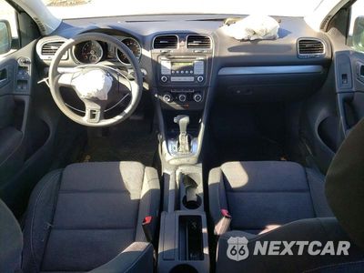 Zdjęcie 8 z 12 samochodu: 2010 VOLKSWAGEN GOLF VIN:WVWDB7AJ4AW199192 - miniatura