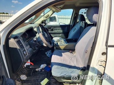 Zdjęcie 7 z 13 samochodu: 2016 RAM 1500 ST VIN:1C6RR6FT6GS405481 - miniatura
