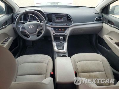 Zdjęcie 8 z 12 samochodu: 2018 HYUNDAI ELANTRA SE VIN:5NPD74LFXJH224823 - miniatura