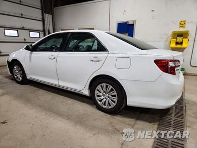 Drugie zdjęcie samochodu z przodu: 2013 TOYOTA CAMRY LE VIN:4T4BF1FK4DR280642 - miniatura