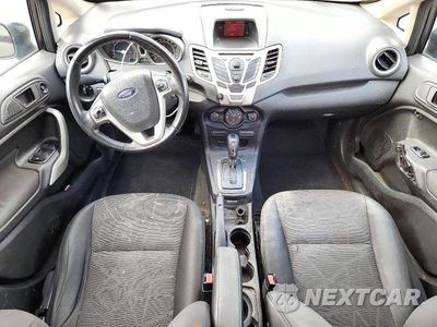 Zdjęcie 8 z 12 samochodu: 2013 FORD FIESTA SE VIN:3FADP4EJ3DM227133 - miniatura