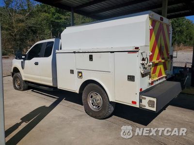 Drugie zdjęcie samochodu z przodu: 2017 FORD F350 SUPER DUTY VIN:1FD7X3B6XHEE98599 - miniatura