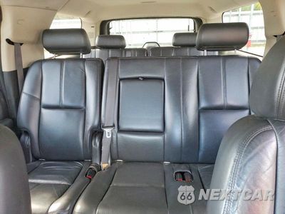 Zdjęcie 10 z 13 samochodu: 2008 CHEVROLET SUBURBAN K1500 LS VIN:3GNFK16358G191392 - miniatura
