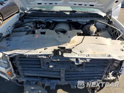 Zdjęcie 11 z 12 samochodu: 2018 CHEVROLET SILVERADO K1500 LT VIN:3GCUKREC0JG479729 - miniatura