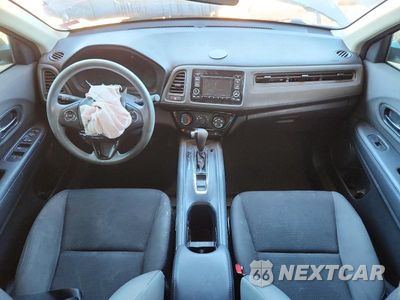 Zdjęcie 8 z 13 samochodu: 2020 HONDA HR-V LX VIN:3CZRU5H36LM706943 - miniatura