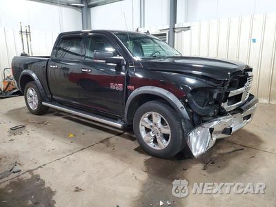 Czwarte zdjęcie samochodu z boku: 2016 RAM 1500 SLT VIN:3C6RR7LT1GG174801 - miniatura