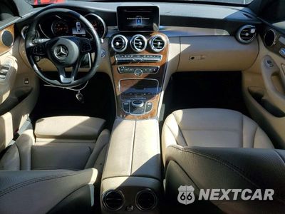 Zdjęcie 8 z 12 samochodu: 2018 MERCEDES-BENZ C 300 VIN:55SWF4JB0JU280875 - miniatura